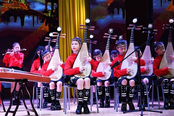 贵阳：举办中小学生首届艺术节器乐比赛